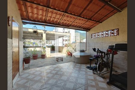 Casa à venda com 150m², 4 quartos e 1 vagaQuintal