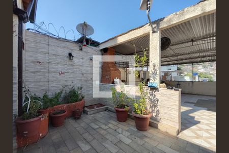 Casa à venda com 150m², 4 quartos e 1 vagaQuintal