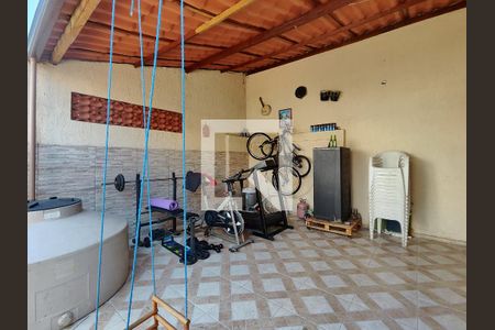 Casa à venda com 150m², 4 quartos e 1 vagaQuintal