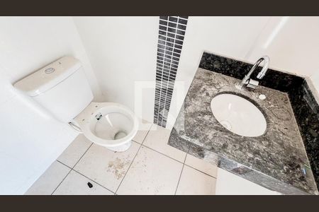 Apartamento à venda com 86m², 2 quartos e 2 vagasCobertura - Banheiro