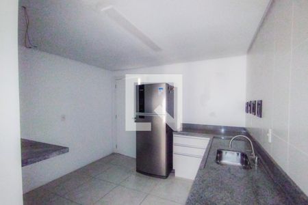 Apartamento à venda com 128m², 3 quartos e sem vaga Apartamento à venda com 128m², 3 quartos e sem vagaCozinha