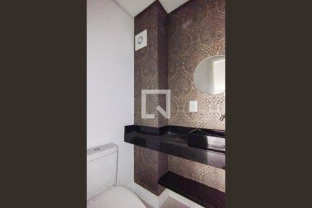 Apartamento à venda com 128m², 3 quartos e sem vaga Apartamento à venda com 128m², 3 quartos e sem vagaLavabo