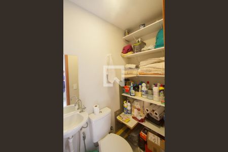 Apartamento à venda com 148m², 4 quartos e 2 vagasBanheiro de Serviço