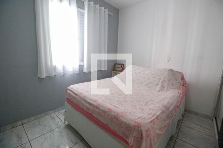 Quarto 1 de apartamento para alugar com 4 quartos, 117m² em Jardim Maria Rosa, Taboão da Serra