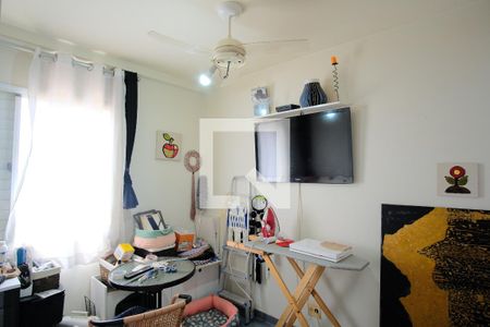 Apartamento à venda com 95m², 4 quartos e 2 vagasQuarto 2