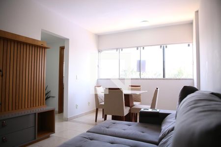 Apartamento para alugar com 73m², 3 quartos e 1 vagaSala