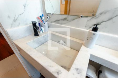 Apartamento à venda com 65m², 2 quartos e 1 vagaBanheiro