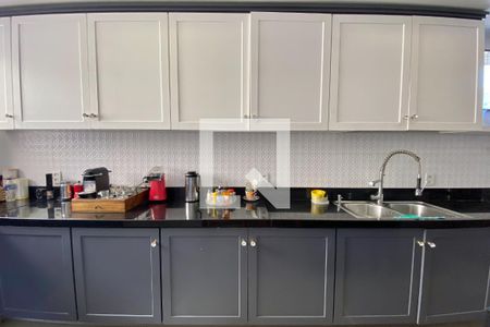 Apartamento para alugar com 440m², 6 quartos e 2 vagas Apartamento para alugar com 440m², 6 quartos e 2 vagasCozinha