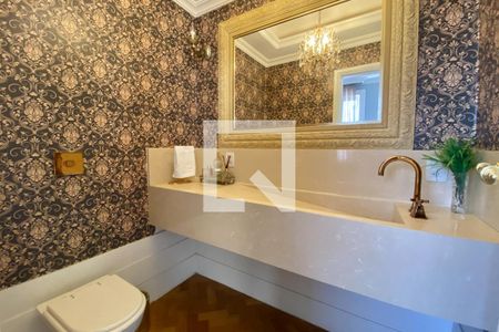 Apartamento para alugar com 440m², 6 quartos e 2 vagas Apartamento para alugar com 440m², 6 quartos e 2 vagasLavabo