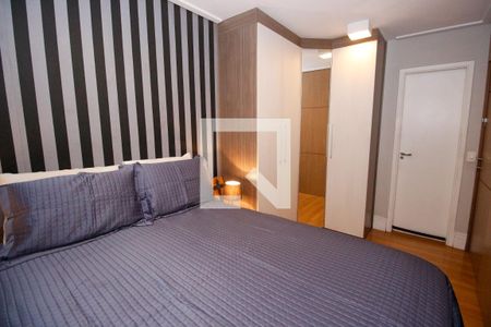 Suíte de apartamento para alugar com 2 quartos, 57m² em Parque Reboucas, São Paulo