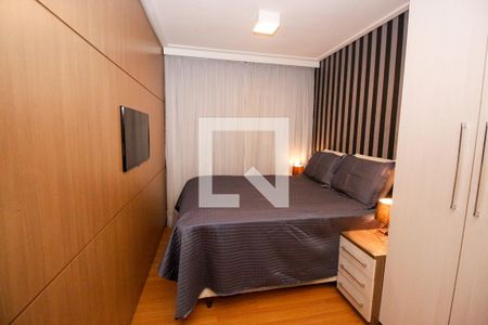 Suíte de apartamento para alugar com 2 quartos, 57m² em Parque Reboucas, São Paulo