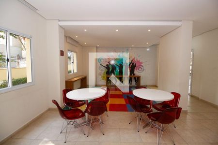 Apartamento para alugar com 57m², 2 quartos e 1 vagaÁrea comum - Salão de festas