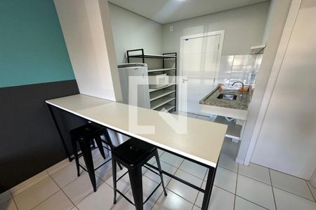 Cozinha de kitnet/studio para alugar com 1 quarto, 23m² em Iguatemi, Ribeirão Preto