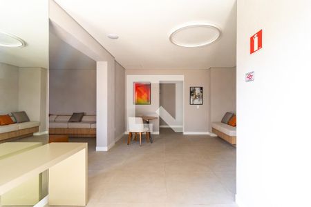 Apartamento para alugar com 27m², 1 quarto e sem vagaÁrea comum - Salão de Festas