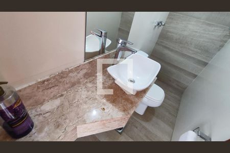 Casa para alugar com 500m², 6 quartos e 4 vagasBanheiro 4