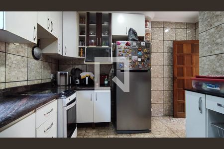 Casa para alugar com 500m², 6 quartos e 4 vagasCozinha 