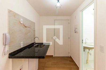 Cozinha de kitnet/studio à venda com 1 quarto, 26m² em República, São Paulo