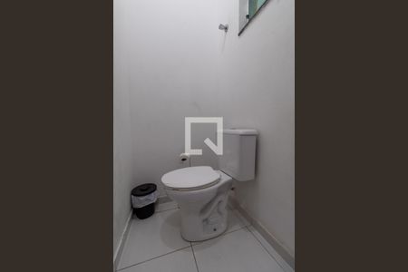 Casa à venda com 119m², 3 quartos e 2 vagasLavabo