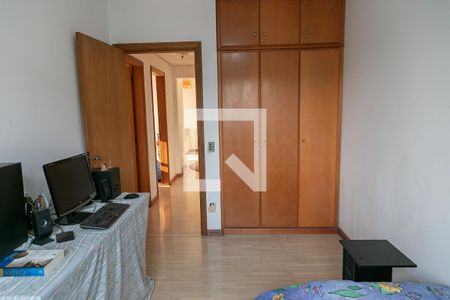 Apartamento à venda com 130m², 3 quartos e 2 vagasQuarto 1