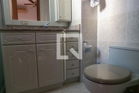 Apartamento à venda com 130m², 3 quartos e 2 vagasBanheiro do Quarto 2