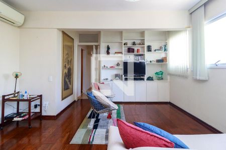 Apartamento à venda com 122m², 3 quartos e 1 vagaSala