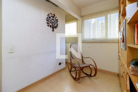 Apartamento à venda com 122m², 3 quartos e 1 vagaEscritório