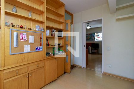 Apartamento à venda com 122m², 3 quartos e 1 vagaEscritório