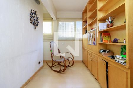 Apartamento à venda com 122m², 3 quartos e 1 vagaEscritório