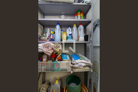 Apartamento à venda com 122m², 3 quartos e 1 vagaÁrea de Serviço - Banheiro