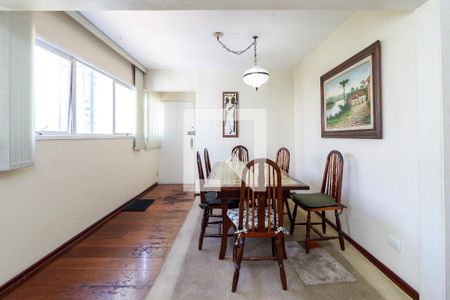 Apartamento à venda com 122m², 3 quartos e 1 vagaSala