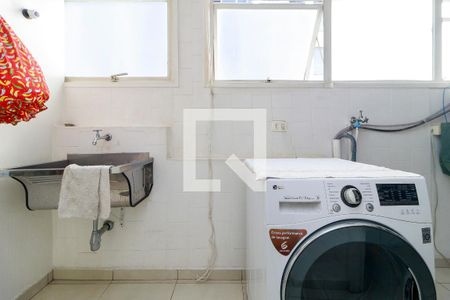 Apartamento à venda com 122m², 3 quartos e 1 vagaÁrea de Serviço