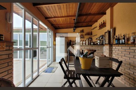 Apartamento à venda com 194m², 3 quartos e 5 vagasChurrasqueira