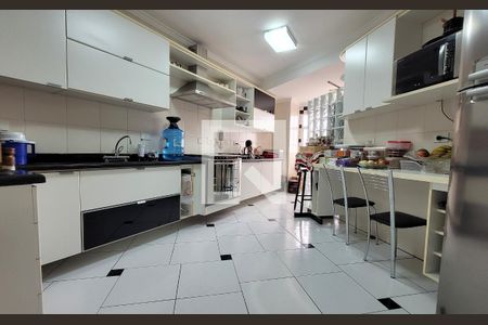 Apartamento à venda com 194m², 3 quartos e 5 vagasCozinha