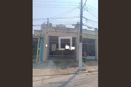 Casa para alugar com 127m², 3 quartos e 2 vagasFachada