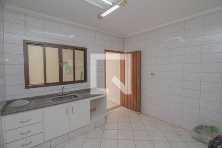 Casa para alugar com 127m², 3 quartos e 2 vagasCozinha