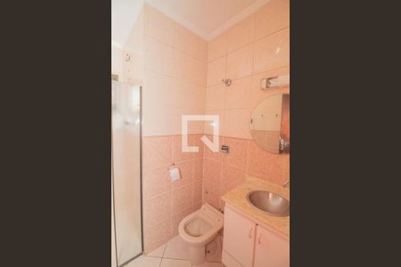 Casa para alugar com 127m², 3 quartos e 2 vagasBanheiro 1