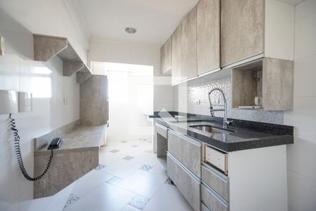 Cozinha de apartamento para alugar com 3 quartos, 70m² em Chácara Santo Antônio (zona Leste), São Paulo