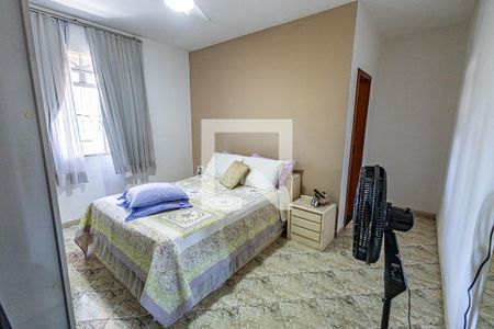 Casa à venda com 350m², 3 quartos e 2 vagasQuarto 3 / suite