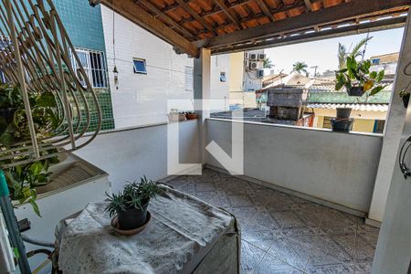 Casa à venda com 350m², 3 quartos e 2 vagasArea de serviço