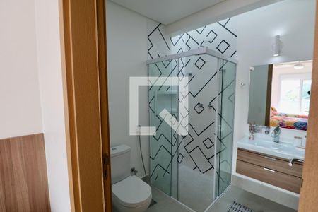 Casa para alugar com 450m², 5 quartos e 1 vaga Casa para alugar com 450m², 5 quartos e 1 vagaBanheiro Suíte 4