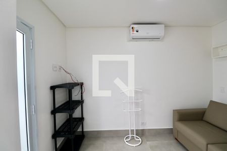 Casa para alugar com 450m², 5 quartos e 1 vaga Casa para alugar com 450m², 5 quartos e 1 vagaQuarto de Serviço