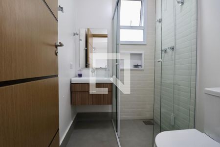 Casa para alugar com 450m², 5 quartos e 1 vaga Casa para alugar com 450m², 5 quartos e 1 vagaBanheiro de serviço