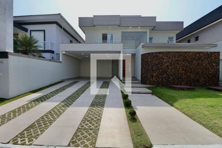 Casa para alugar com 450m², 5 quartos e 1 vaga Casa para alugar com 450m², 5 quartos e 1 vagaFachada
