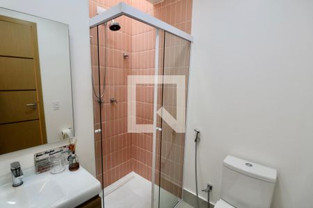 Casa para alugar com 450m², 5 quartos e 1 vaga Casa para alugar com 450m², 5 quartos e 1 vagaBanheiro Suíte 2