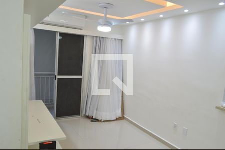 Sala de apartamento à venda com 2 quartos, 56m² em Taquara, Rio de Janeiro
