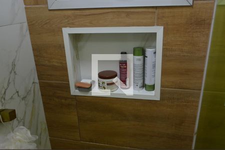 Apartamento à venda com 56m², 2 quartos e 1 vaga Apartamento à venda com 56m², 2 quartos e 1 vagaBanheiro