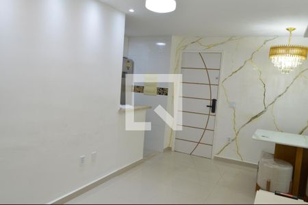 Sala de apartamento à venda com 2 quartos, 56m² em Taquara, Rio de Janeiro
