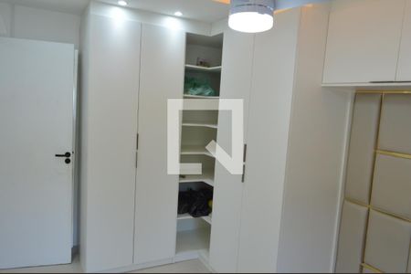 Quarto 1 de apartamento à venda com 2 quartos, 56m² em Taquara, Rio de Janeiro