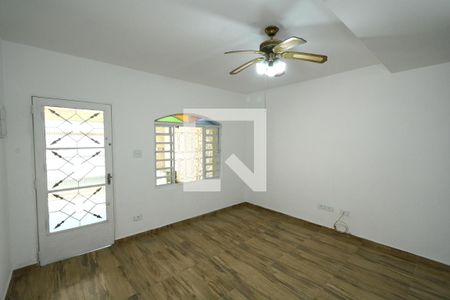 Sala de casa para alugar com 3 quartos, 100m² em Vila Lisboa, São Paulo