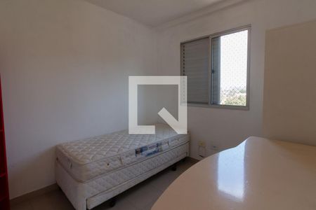 Quarto 1 de apartamento para alugar com 2 quartos, 40m² em Rio Pequeno, São Paulo